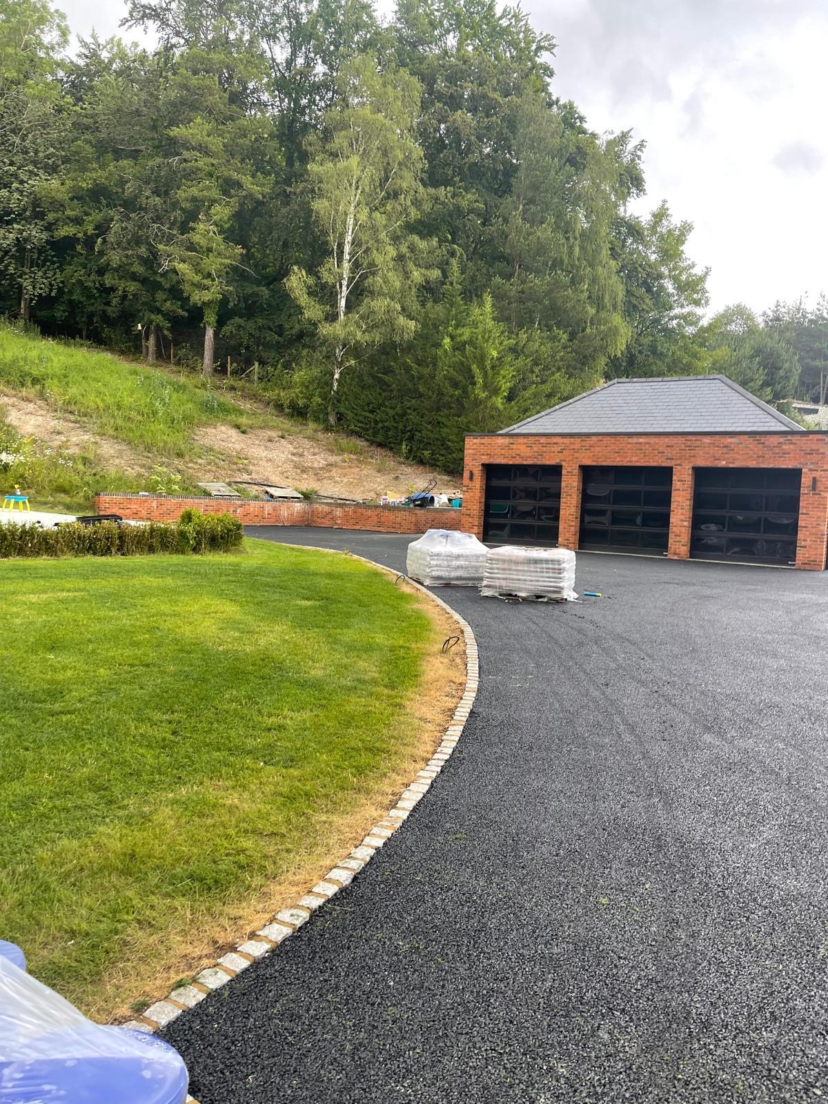 Tarmac driveway installed by DriveScape Ltd